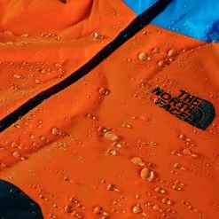 Grangers Clothing Care Kit Active Wear Cleaner & Waterproofer -Comprehensive outdoor sports 38727dc2 e954 4ec5 bdb0 4711900f3729Performance repel plus beading 1280x600 crop center