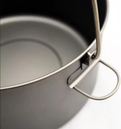 Titanium Pot + Bail Handle Ultralight Cookware 16 Titanium Pot + Bail Handle Ultralight Cookware -Comprehensive outdoor sports 3c3e9bc0 9033 4297 a472 0abd9be96af5toaks pot 200 bh 4