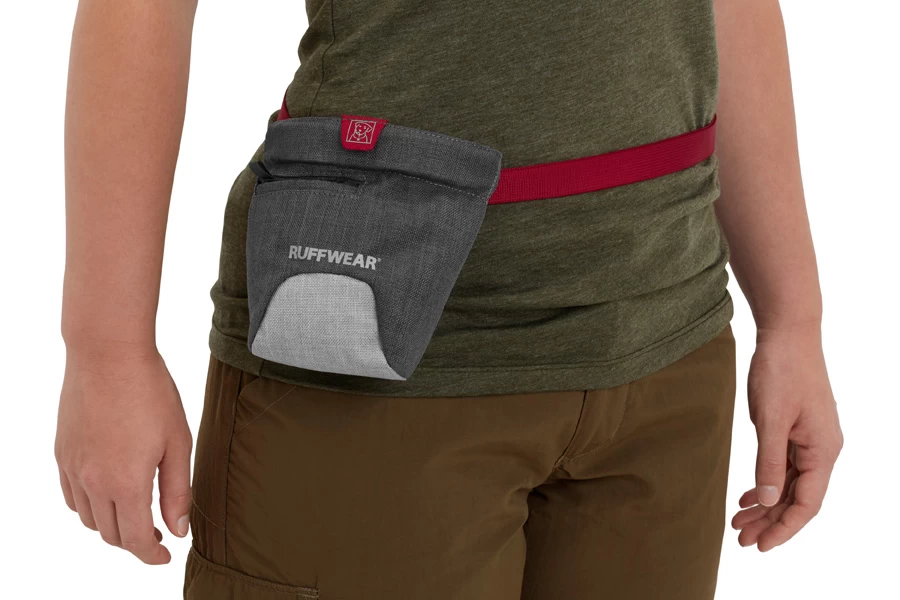 Ruffwear Treat Trader Dog Training Waist-Worn Bag 5 Ruffwear Treat Trader Dog Training Waist-Worn Bag - Image 5