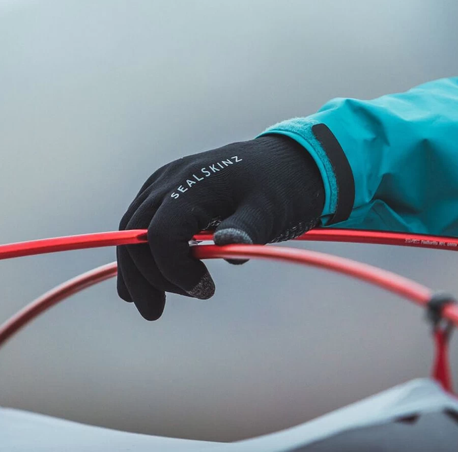 Sealskinz All Weather Ultra Grip Waterproof Gloves 5 Sealskinz All Weather Ultra Grip Waterproof Gloves - Image 5