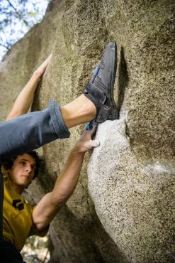 Black Diamond Momentum Rock Climbing Shoes 13 Black Diamond Momentum Rock Climbing Shoes -Comprehensive outdoor sports 8c71203d 2b76 4776 a963 002c390cf1fcadam c 20170313 3330