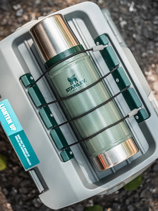 Stanley Easy Carry Outdoor Cooler Camping Coolbox 5 Stanley Easy Carry Outdoor Cooler Camping Coolbox - Image 5