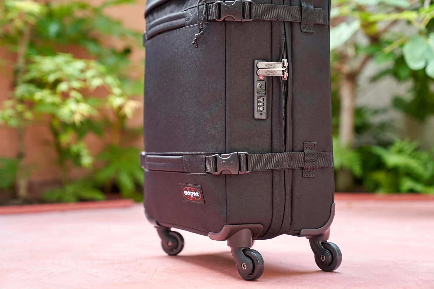 Eastpak Transit'R 4 M 68 Wheeled Bag/Suitcase 7 Eastpak Transit'R 4 M 68 Wheeled Bag/Suitcase - Image 7