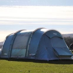 Vango Castlewood 400 Package Family Camping Tent & Footprint 14 Vango Castlewood 400 Package Family Camping Tent & Footprint -Comprehensive outdoor sports Castlewood 400 HI 2023 4copy