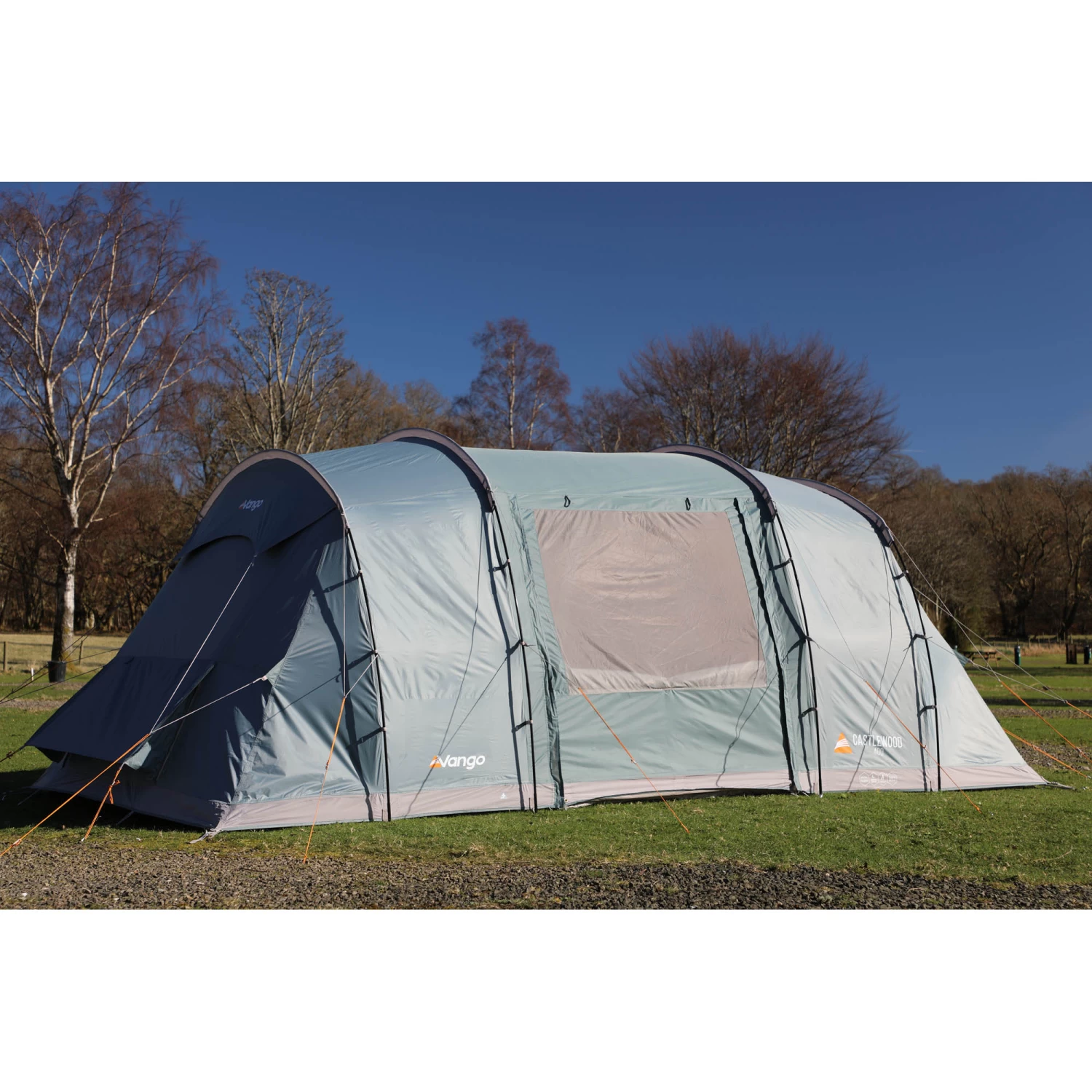 Vango Castlewood 400 Package Family Camping Tent & Footprint 3 Vango Castlewood 400 Package Family Camping Tent & Footprint - Image 3