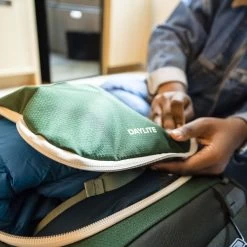 Osprey Daylite Carry-On Wheeled Duffel/Suitcase 21 Osprey Daylite Carry-On Wheeled Duffel/Suitcase -Comprehensive outdoor sports F23 DayliteCOWhldDuffel40GreenCanopy GreenCreek 10005252 LiCui Exp 5 15 25 1copy