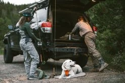 Ruffwear Highlands Pad Portable Folding Dog Bed -Comprehensive outdoor sports Web 10501 Highlands Pad Cloudburst Gray Fishing Colorado 01