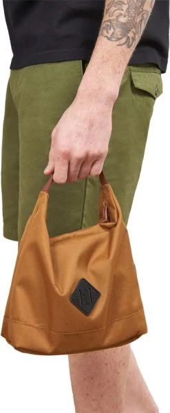 United By Blue Container Kit Vacuum Insulated Flasks & Bag -Comprehensive outdoor sports a containerkit camel 713 112 18213 5200 1024x