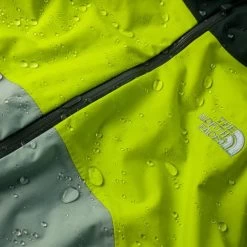 Grangers Clothing Care Kit Active Wear Cleaner & Waterproofer -Comprehensive outdoor sports ccfb1a14 c992 4fd5 a74f 7d9b25b4a361beading 6 40ae3413 24a7 4d3b a43b fa915bf37c4d 1280x600 crop