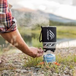 Jetboil MicroMo Compact Hiking Stove -Comprehensive outdoor sports d81646b8 89b0 428e a449 3ffbd8252f711090950 insitu05