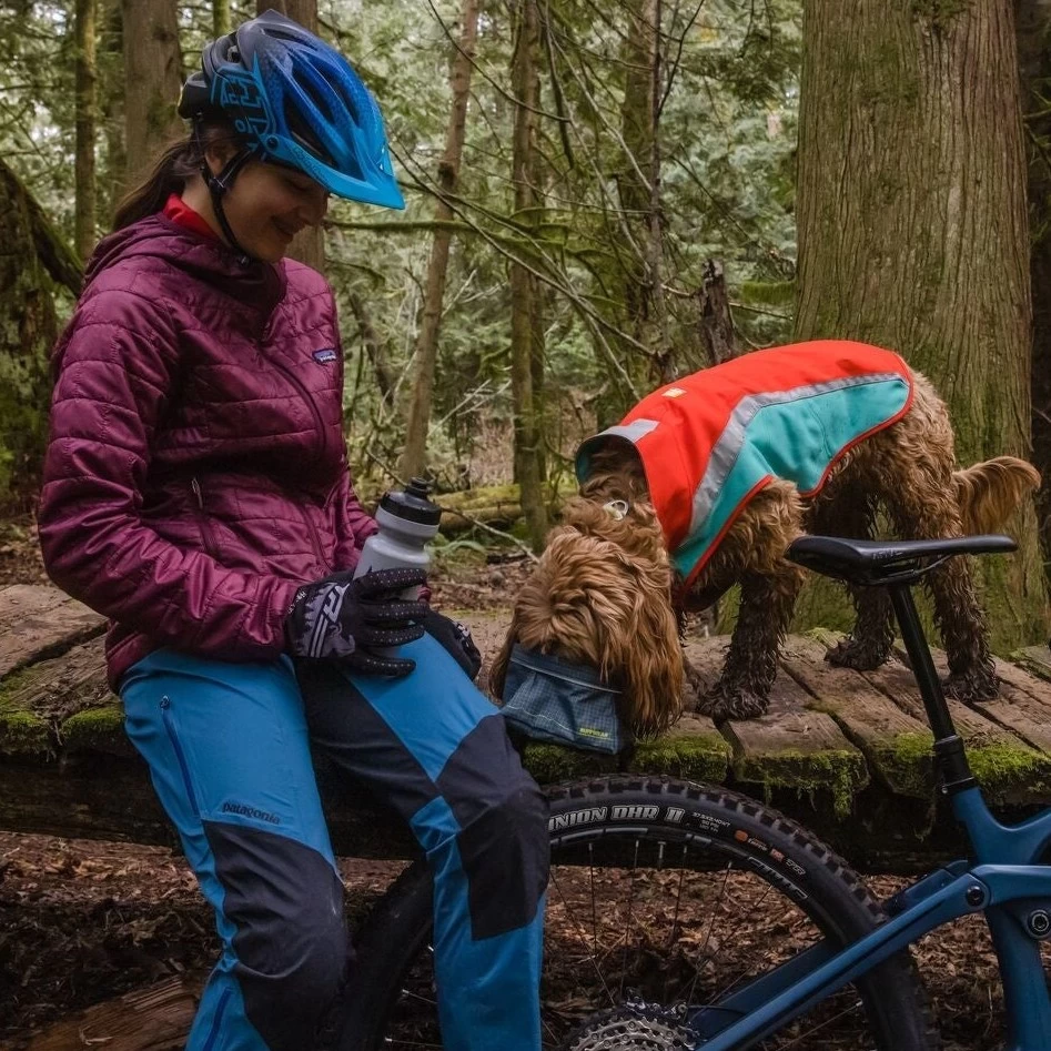 Ruffwear Great Basin Collapsible Dog Bowl 5 Ruffwear Great Basin Collapsible Dog Bowl - Image 5