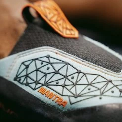 La Sportiva Mantra Technical Performance Climbing Shoe -Comprehensive outdoor sports jjet0649