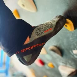 La Sportiva Mantra Technical Performance Climbing Shoe -Comprehensive outdoor sports jjet0655