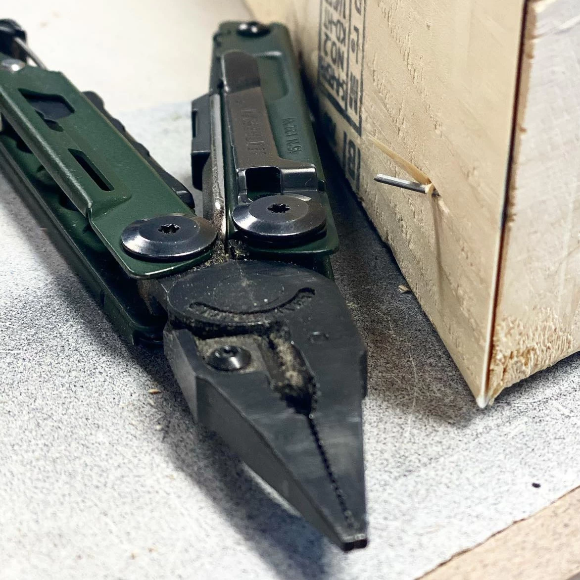 Leatherman Signal Compact Multipliers Utility Tool 15 Leatherman Signal Compact Multipliers Utility Tool - Image 15