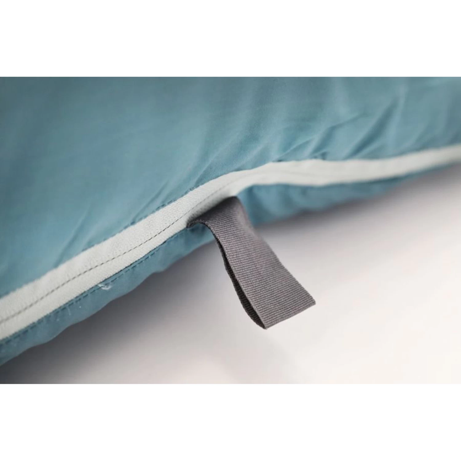 Vango Kanto Double Quad Camping Sleeping Bag 4 Vango Kanto Double Quad Camping Sleeping Bag - Image 4