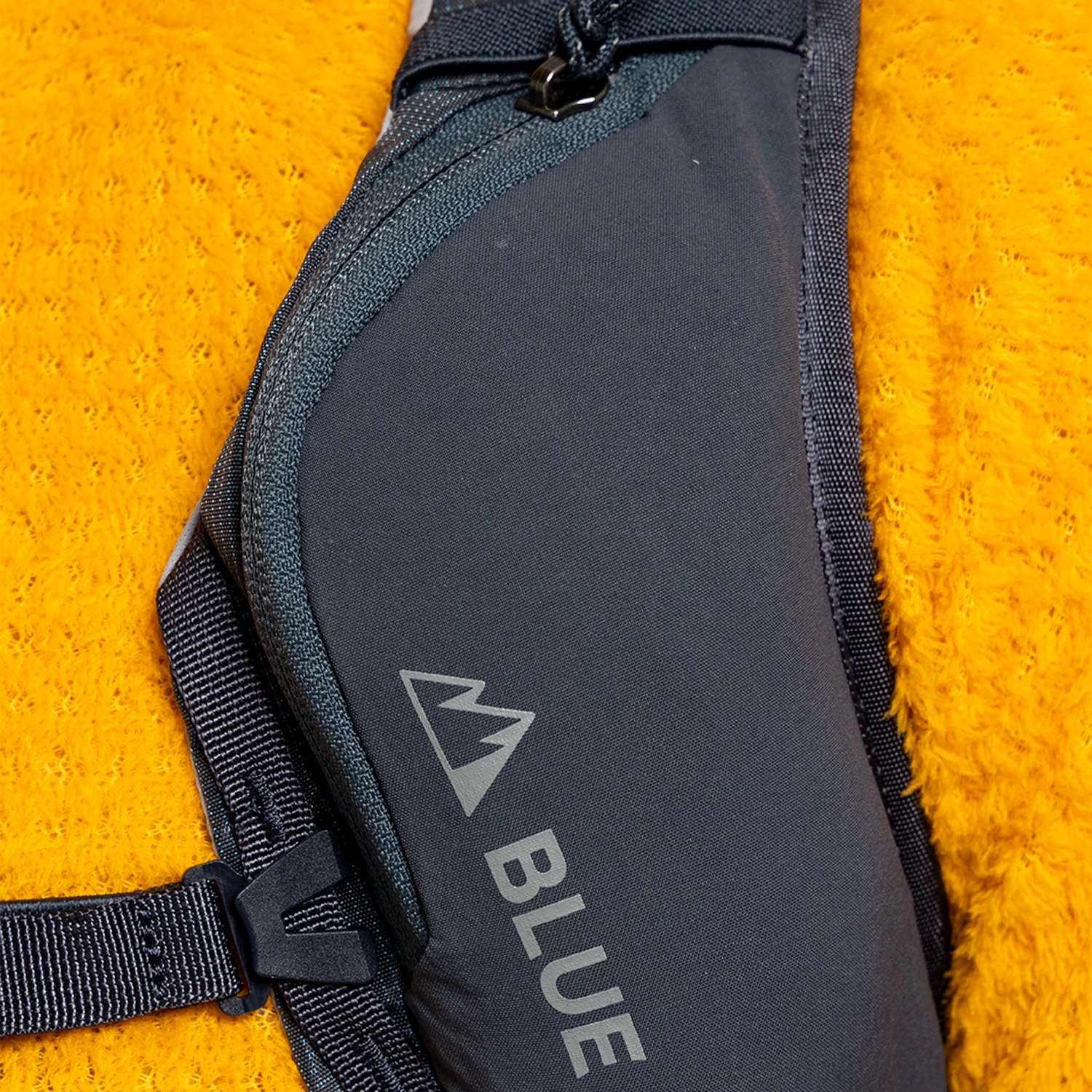 Blue Ice Taka 22 Mountaineering Ski Touring Pack 7 Blue Ice Taka 22 Mountaineering Ski Touring Pack - Image 7