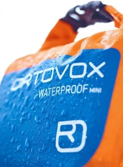 Ortovox First Aid Waterproof Mini First Aid Kit 7 Ortovox First Aid Waterproof Mini First Aid Kit -Comprehensive outdoor sports ql0r7940