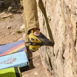 Black Diamond Zone LV Rock Climbing Shoe 33 Black Diamond Zone LV Rock Climbing Shoe -Comprehensive outdoor sports zllo1248