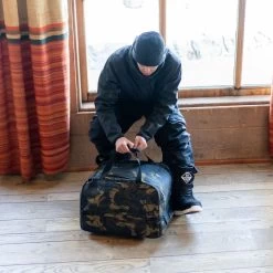 Dakine Boot Locker Split Level 69 Ski/Snowboard Gear Bag -Comprehensive outdoor sports zllo524